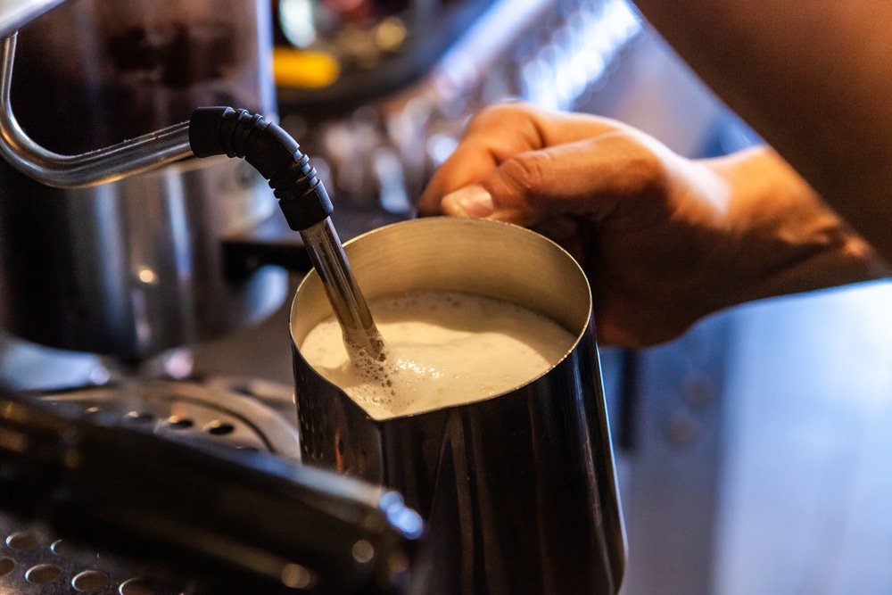 how to use a milk frother