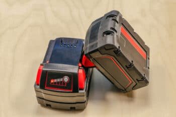 rechargeable batteries with indicator