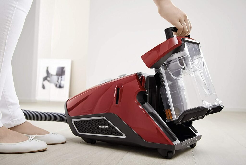 how to clean a bagless vacuum cleaner