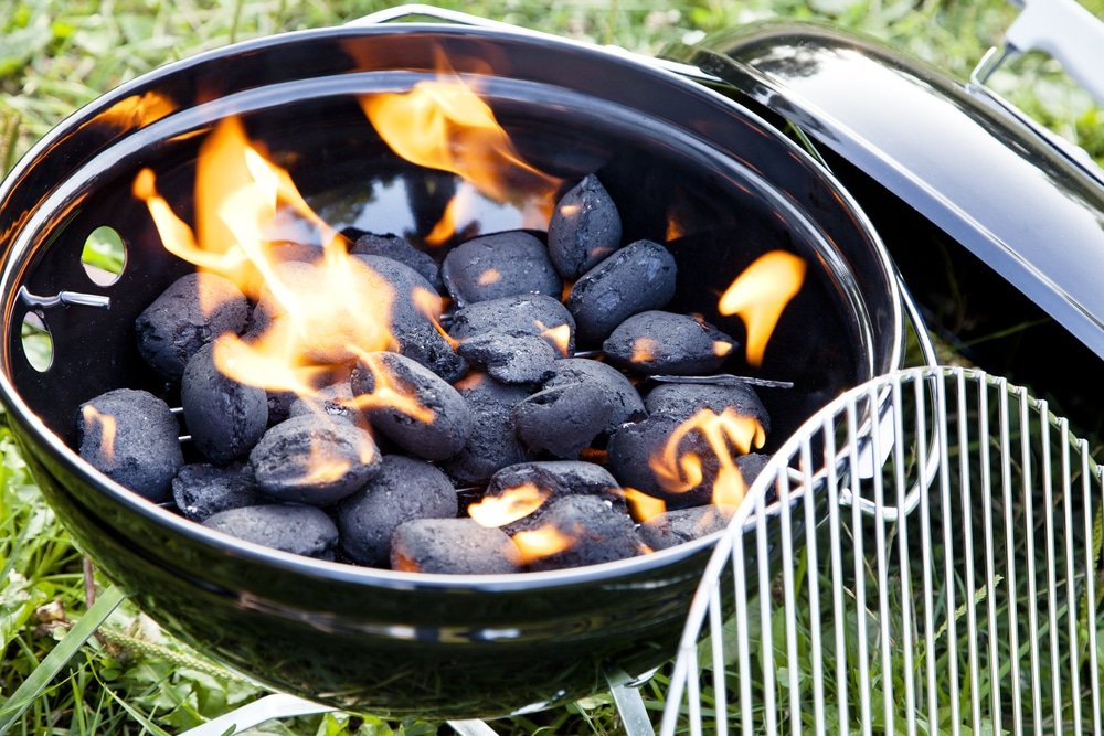 how to light a charcoal BBQ