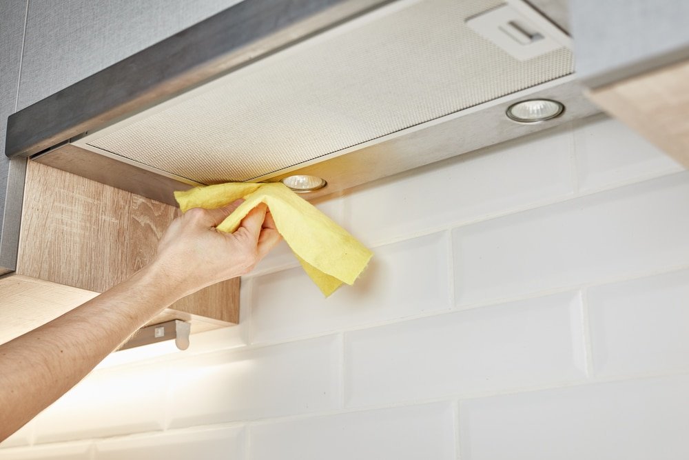 How to Clean Stainless Steel Cooker Hood