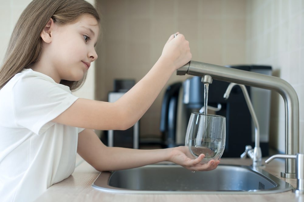 How to install an under sink water filter system