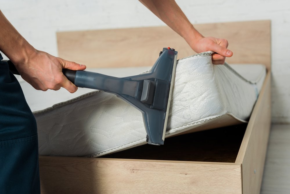 how to clean a mattress