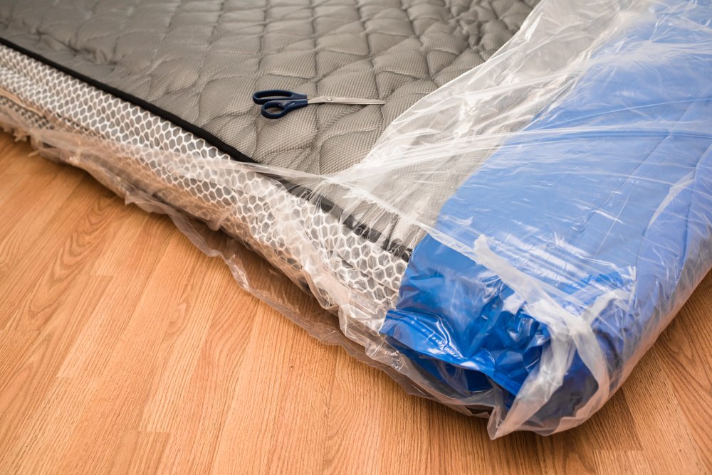 how to fold a mattress