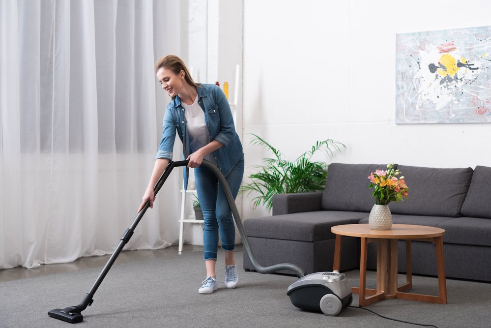 how to use a vacuum cleaner
